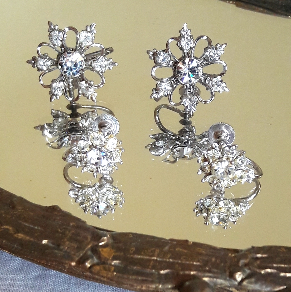 TWO PAIRS OF VTG SCREWBACK RHINESTONE EARRINGS!